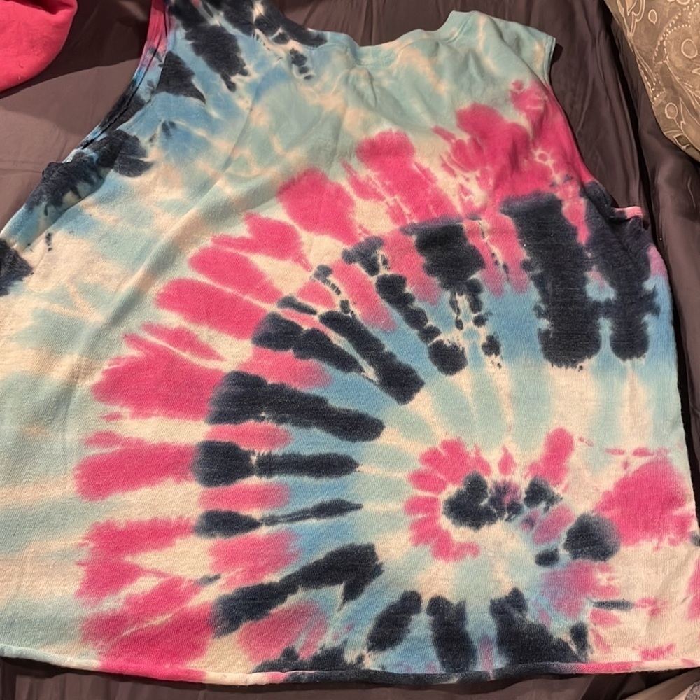 Lucy ❤️ tie dye tank top Juniors size S - Picture 6 of 6